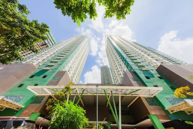 Avida-Riala Tower 2, 3 New & Stylish Studio & 1Br Condo Cebu Esterno foto
