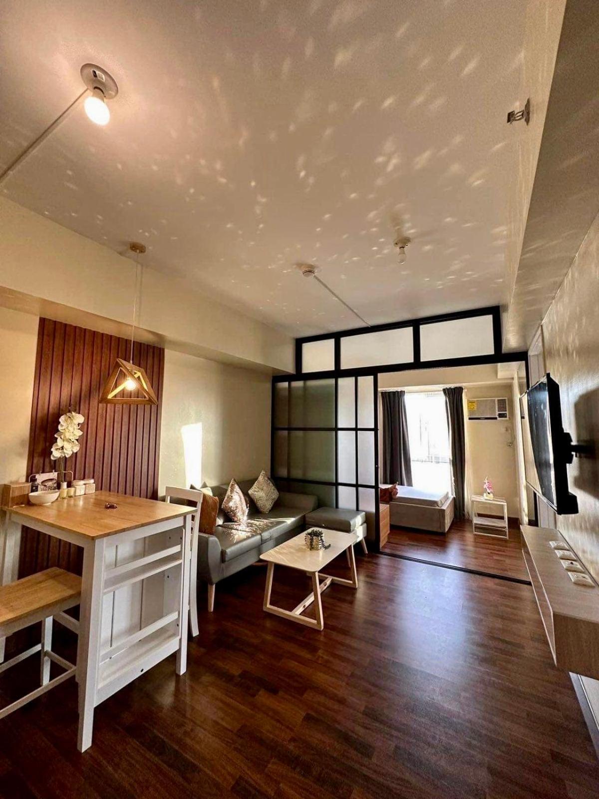 Avida-Riala Tower 2, 3 New & Stylish Studio & 1Br Condo Cebu Esterno foto